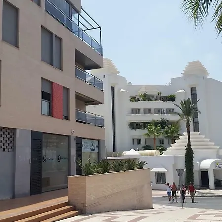 Moderno, Bonito Y Acogedor