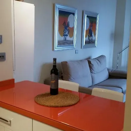 Moderno, Bonito Y Acogedor