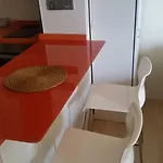 Moderno, Bonito Y Acogedor Apartman *