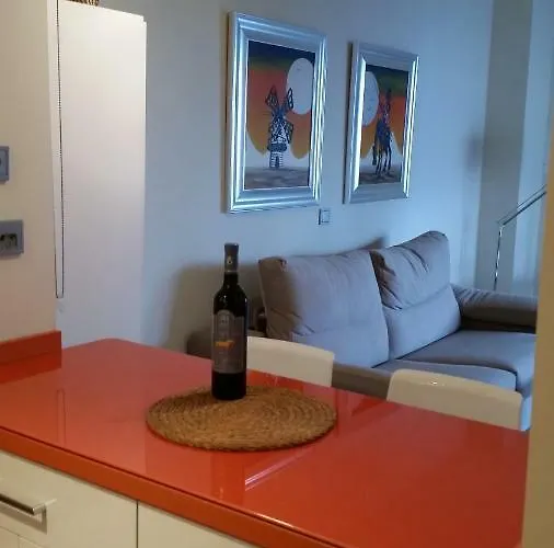 Moderno, Bonito Y Acogedor